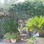 Casa Hermosa Bed and breakfast