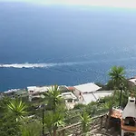 Casa Hermosa 2*