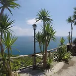 Casa Hermosa Bed and breakfast