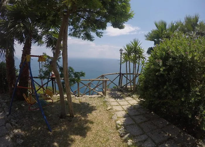 Casa Hermosa 2*