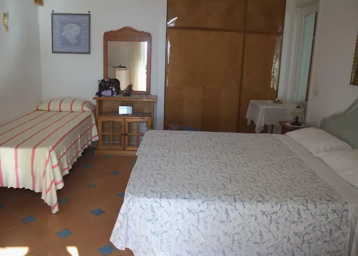 Casa Hermosa Alojamento de Acomodação e Pequeno-almoço 2*