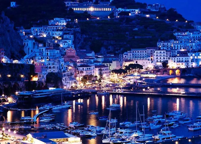 Alojamento de Acomodação e Pequeno-almoço Casa Hermosa Amalfi