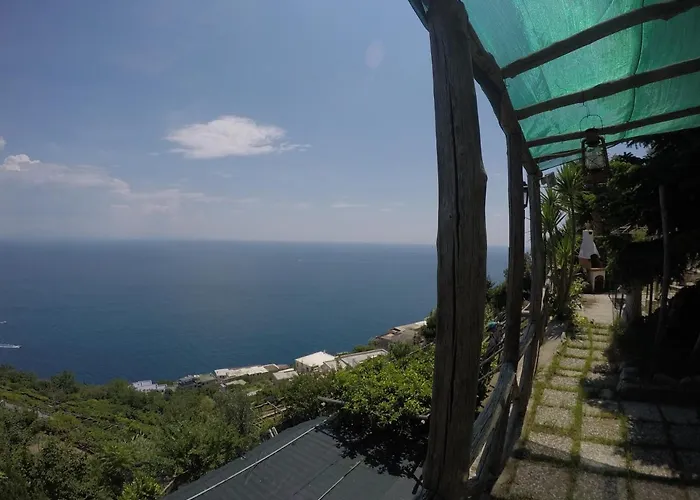 Alojamento de Acomodação e Pequeno-almoço Casa Hermosa Amalfi